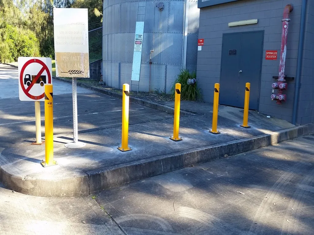 Row of Verge steel bollards protecting a pedestrian area